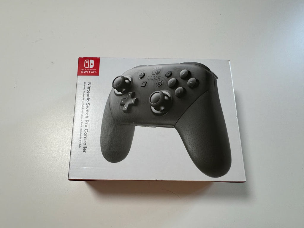 Switch OLED with Pro Controller 3J93