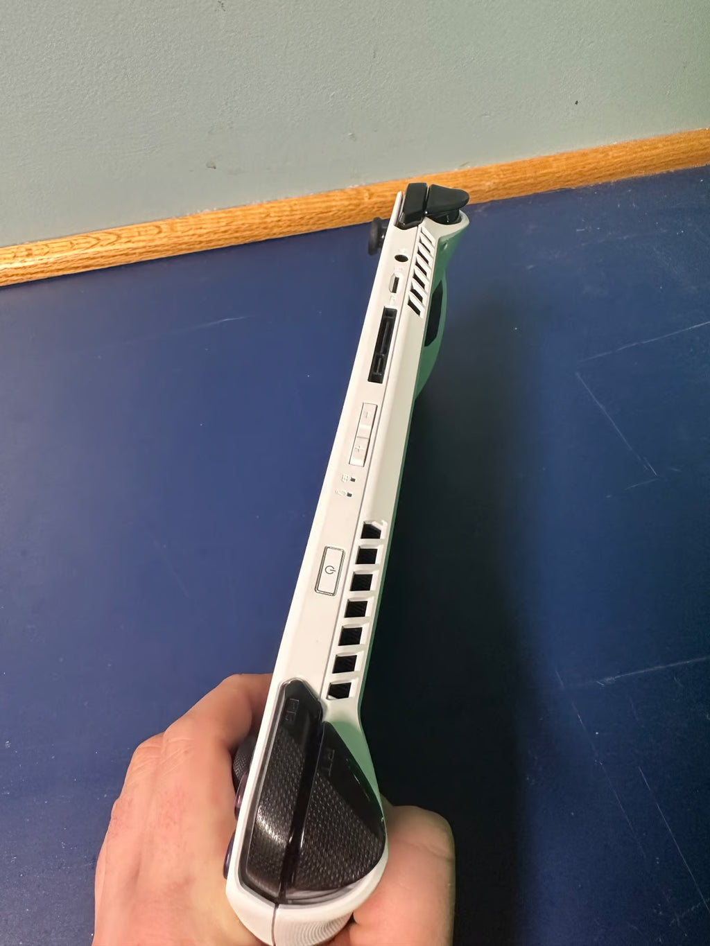 ASUS rog ally z1 (Bad sd reader) 6P55