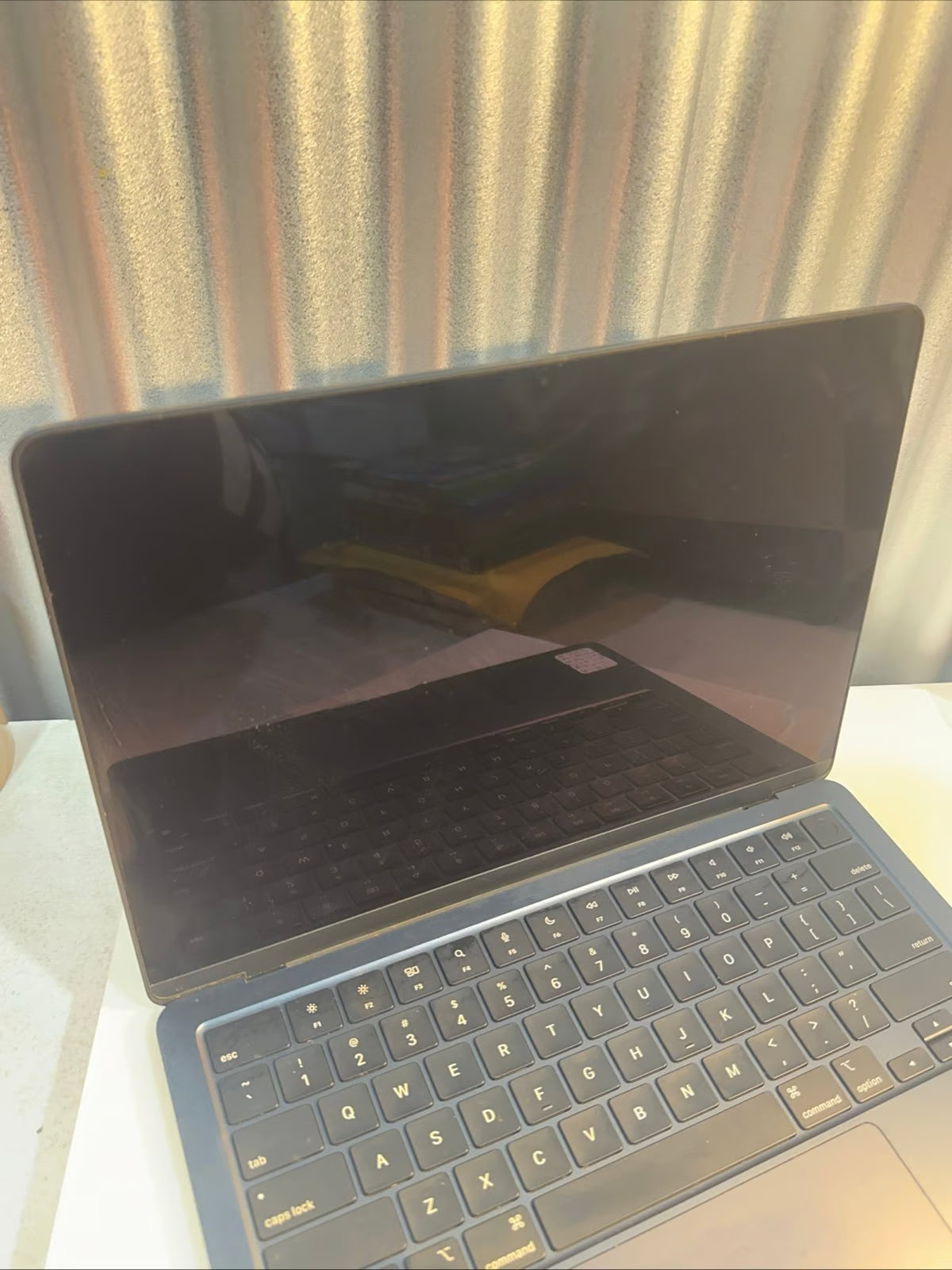 Apple Macbook Air 13.6"" M2 Chip 8GB RAM 512GB SSD Midnight MLY43LL/A 2022 Model 9Y69