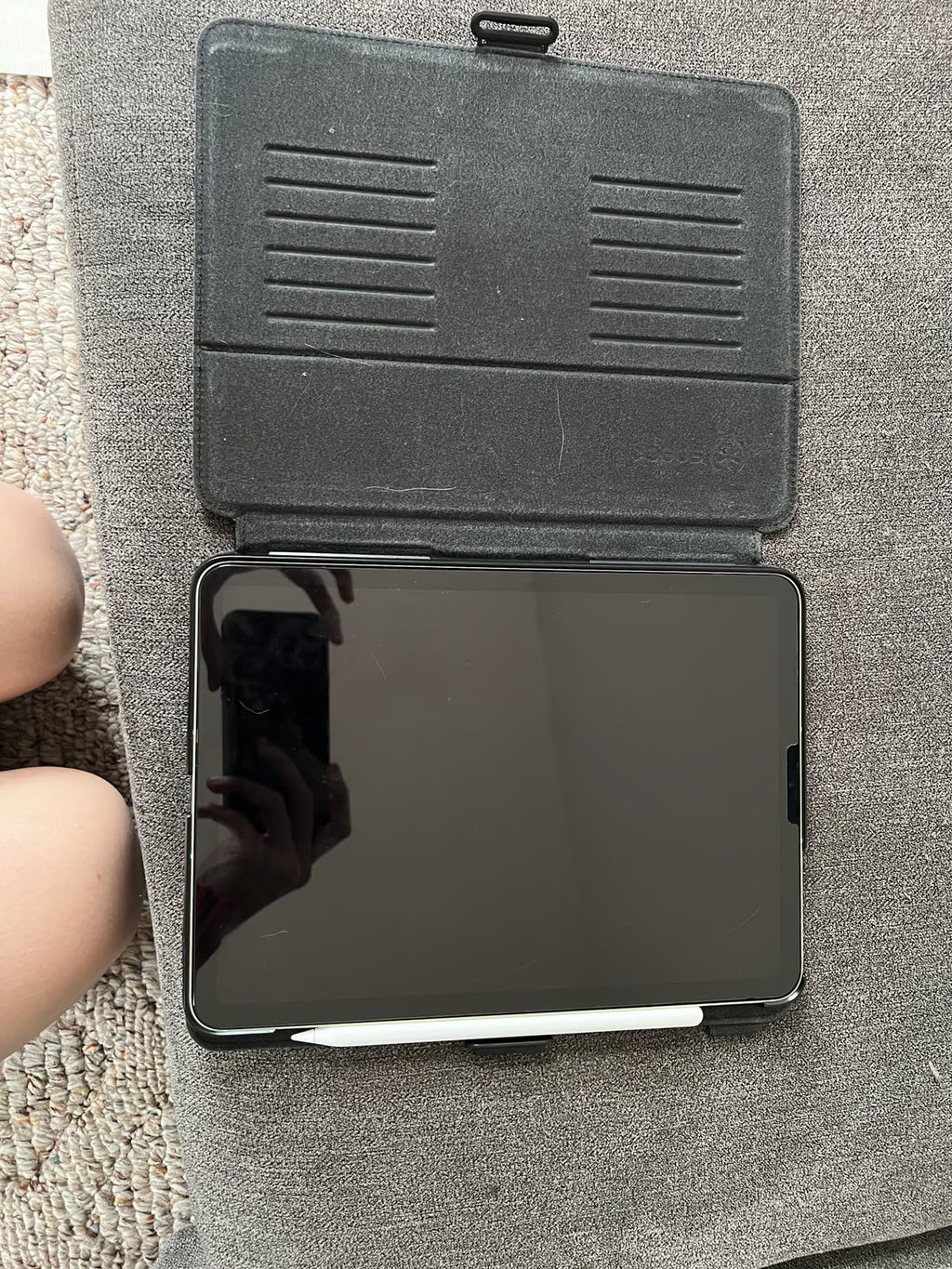 Apple iPad Air 4th generation 9Y79