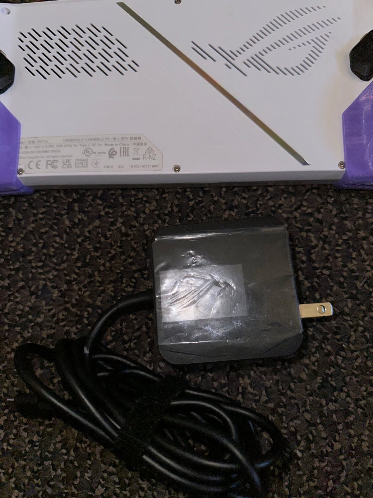 Asus Rog Ally z1 Extreme 8J19