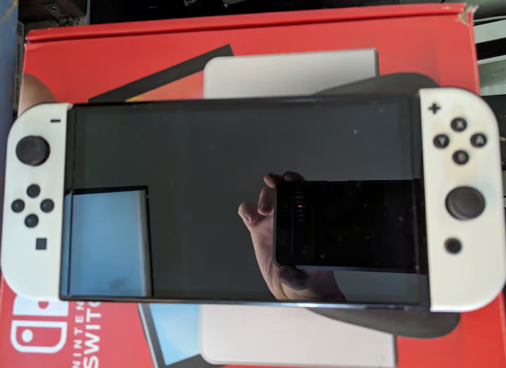 Nintendo Switch OLED White with Pokemon Scarlet 3J89