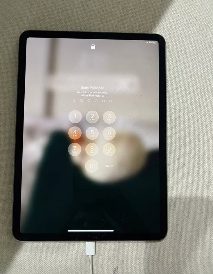2020 iPad Pro 11 inch including Apple Pencil! 3W71