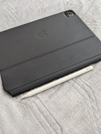 11"" iPad Pro 3rd Gen 128GB M1 Like New w/accessories 7K15