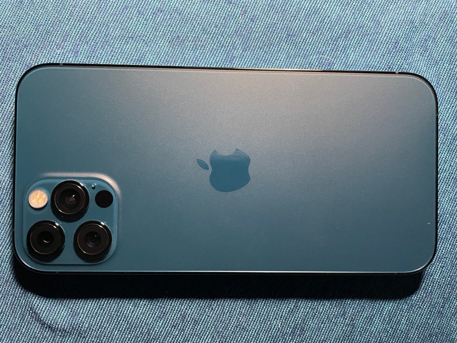 iPhone 12 Pro with Black Case 7P87