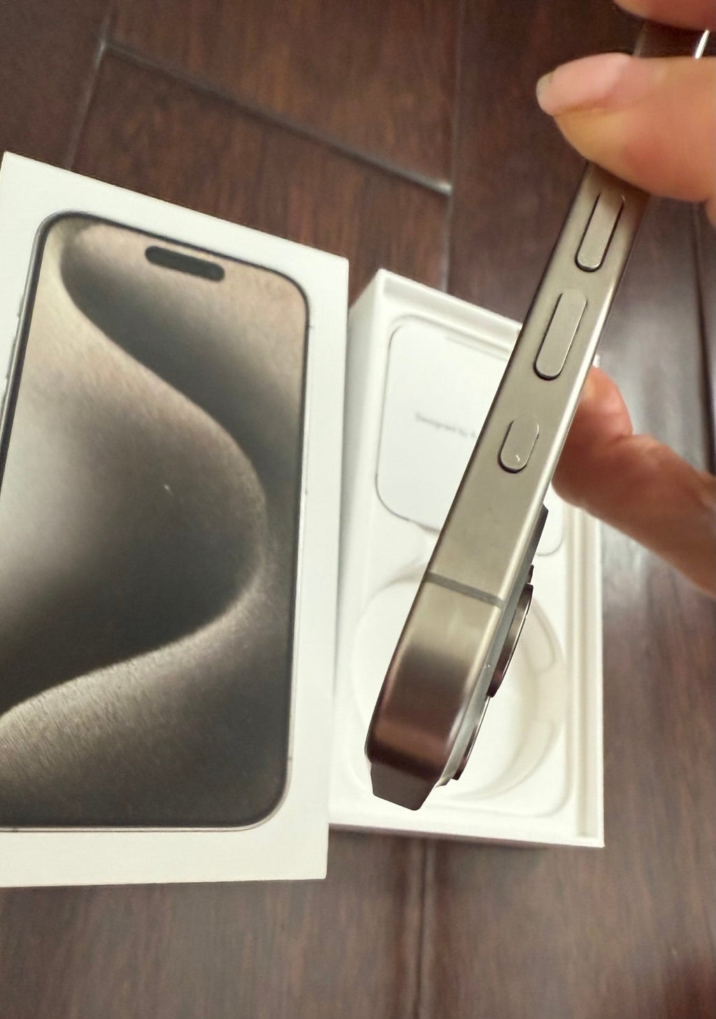 iPhone 15 pro unlocked 128GB 7F18