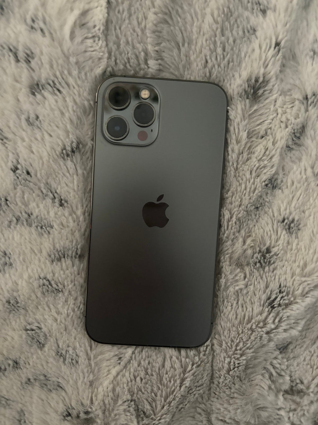 iphone 12 pro max unlocked 6L83