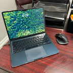 Apple Macbook Air M2 13in. Midnight Blue 8GB RAM 256GB SSD (LIKE NEW!) 7R21