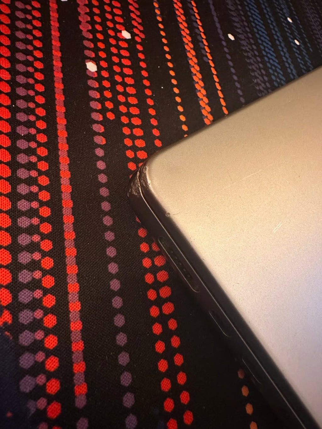 2023 M2 MacBook Pro 14鈥?12 Core CPU 19 Core GPU 1 TB Model 16gb Promotion D Bran 8M29