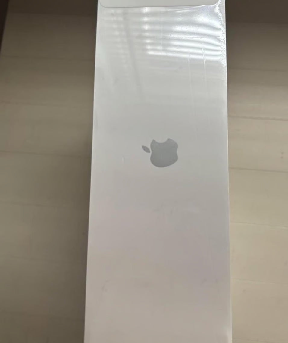 Apple AirPod Maxes 1V65