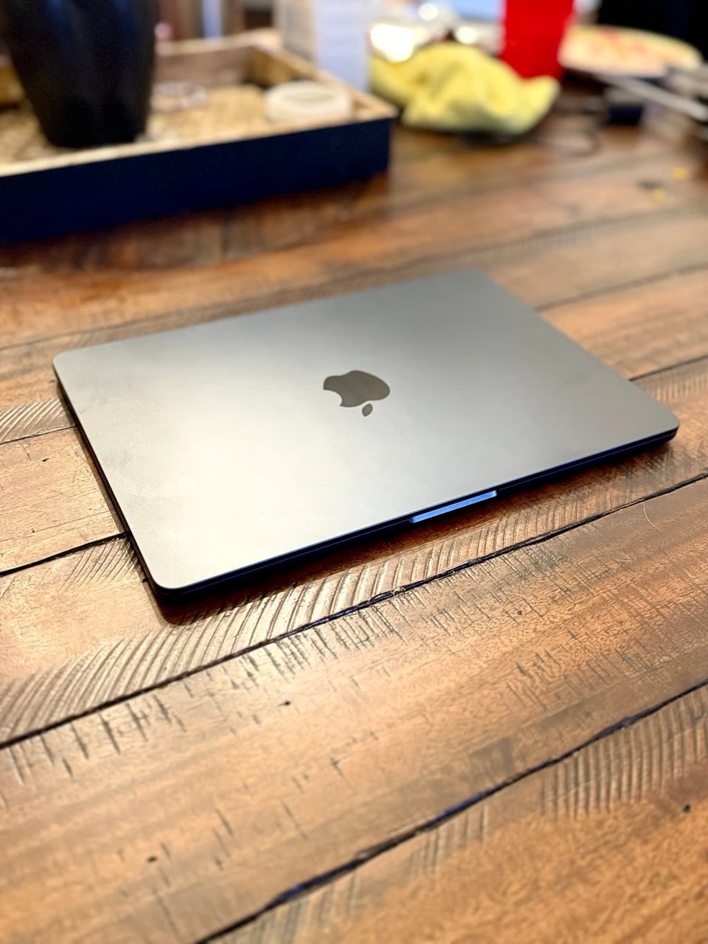 Apple MacBook Air 13.6鈥?Retina Display M2 7A29