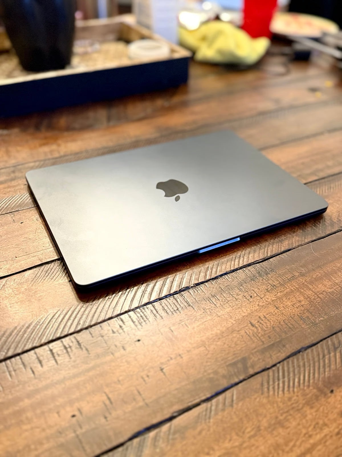 Apple MacBook Air 13.6鈥?Retina Display M2 7A29