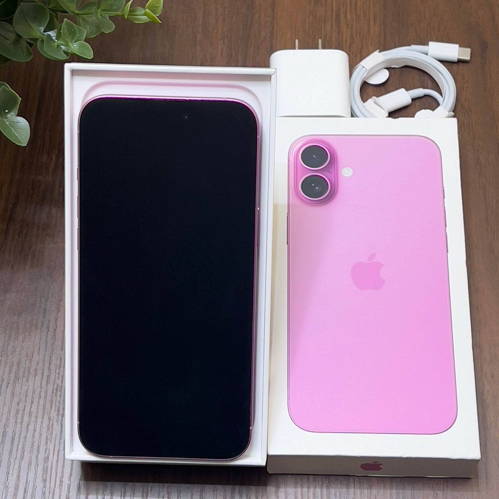 iPhone 16 Plus (Pink 256GB) AT&T Locked 6X91