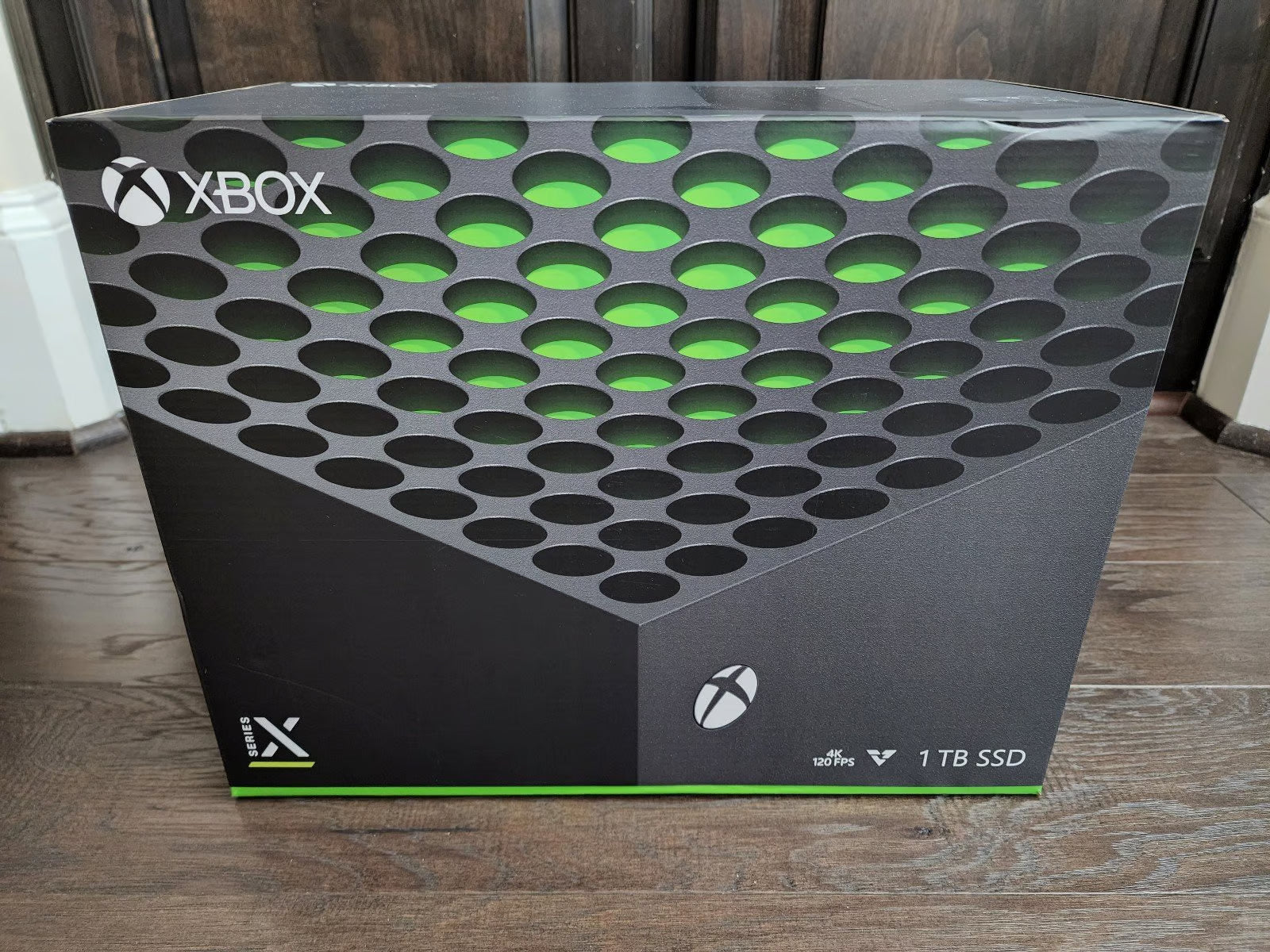 Microsoft Xbox Series X 1TB Video Game Console - NEW IN HAND SHIPS ASAP 6Y17
