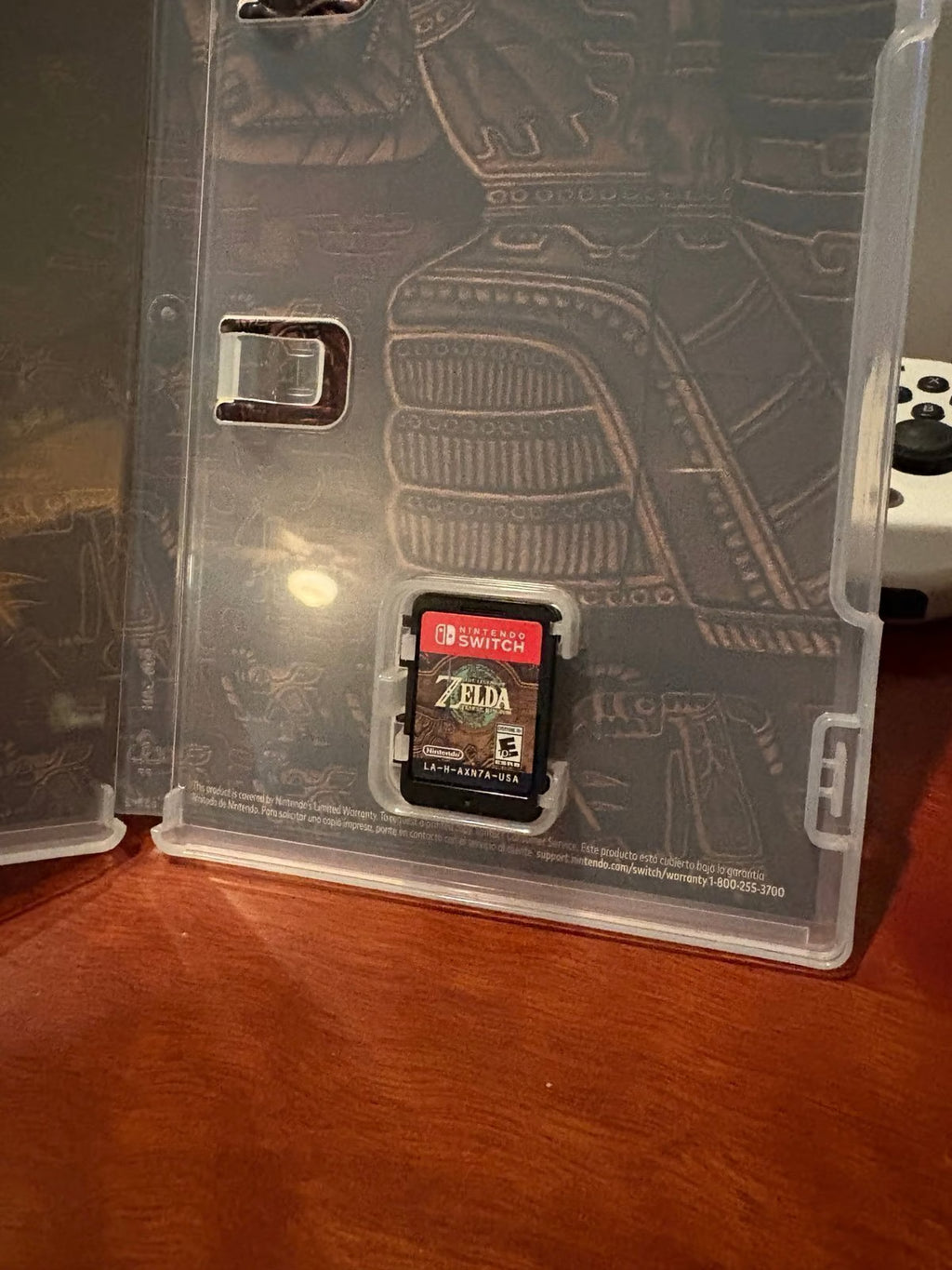 Nintendo Switch - OLED Model White with Zelda Tears of the Kingdom game 3P33