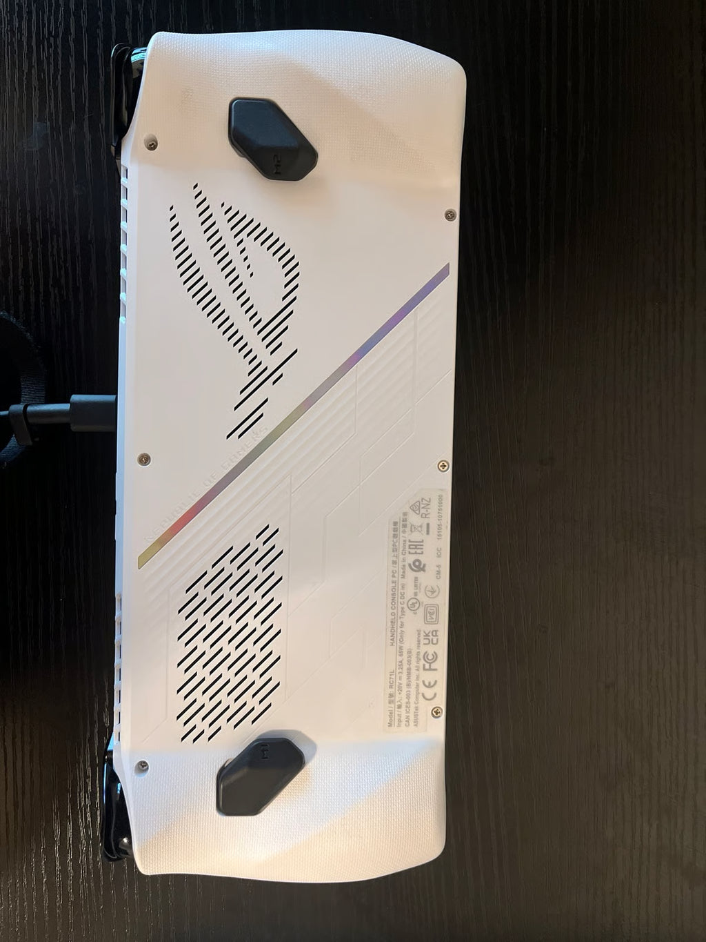 ASUS rog ally z1 extreme 9J95