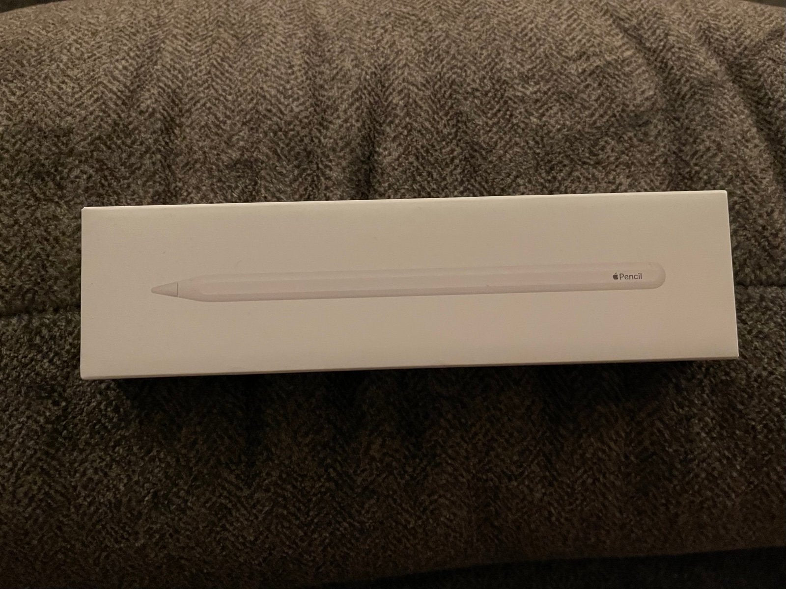 Apple iPad Pro 12.9 4th Gen with cellular. 6G56