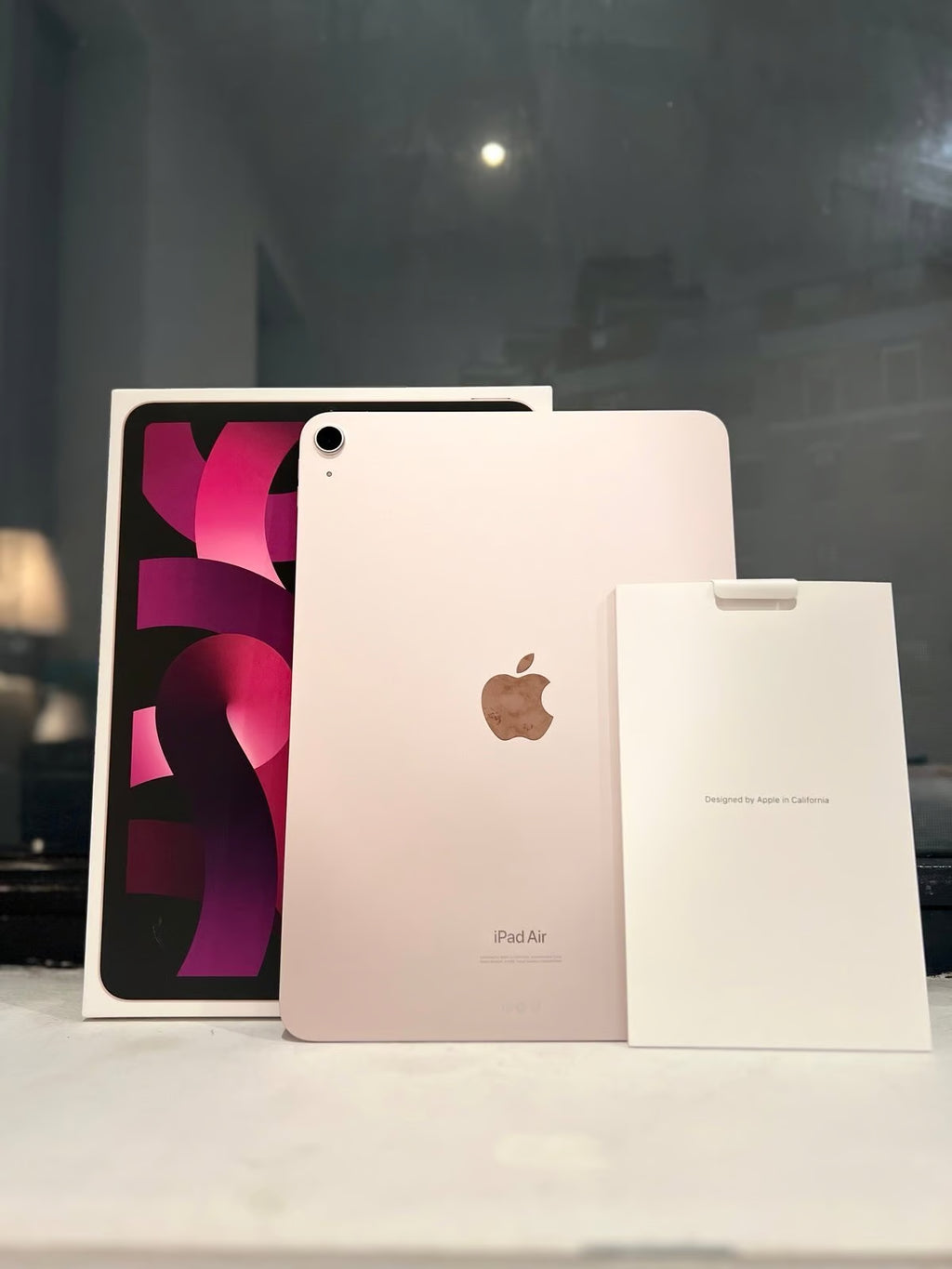 iPad Air 5th Generation 256 GB 1X52