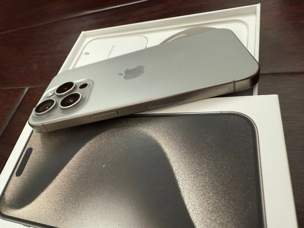 iPhone 15 pro unlocked 128GB 7F18