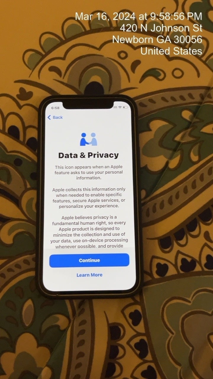 UNLOCKED!!!!!!! iPhone 12 mini MINT GREEN w/ Apple brand matte black case 5R98