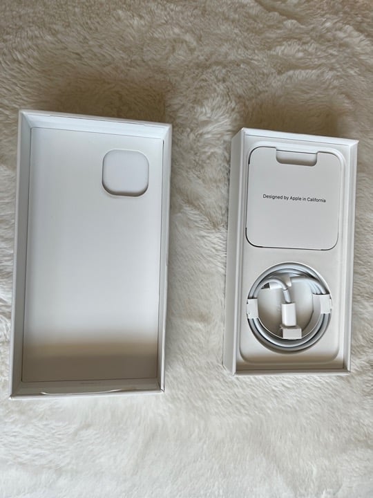 iPhone 13 T-mobile 8O71