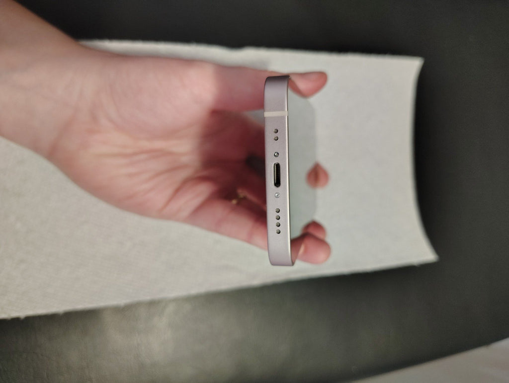 Apple iPhone 13 Mini 128 GB in Pink - Carrier Unlocked 6L87