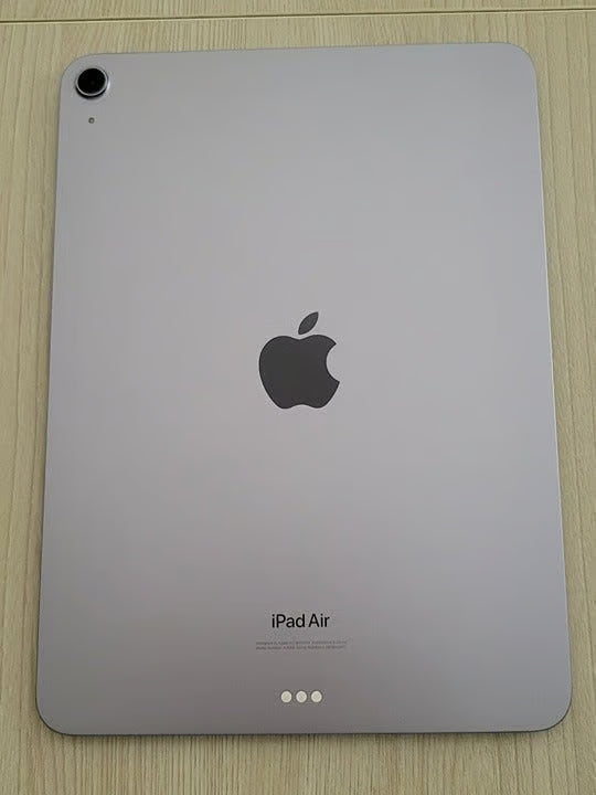 Apple iPad Air 5th Generation 256 GB Purple With Apple Pencil and Magic Keyboard 2A13