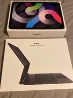 Apple iPad Air 4th Generation WiFi 64 GB in Space Gray w/ Magic Keyboard 7W19