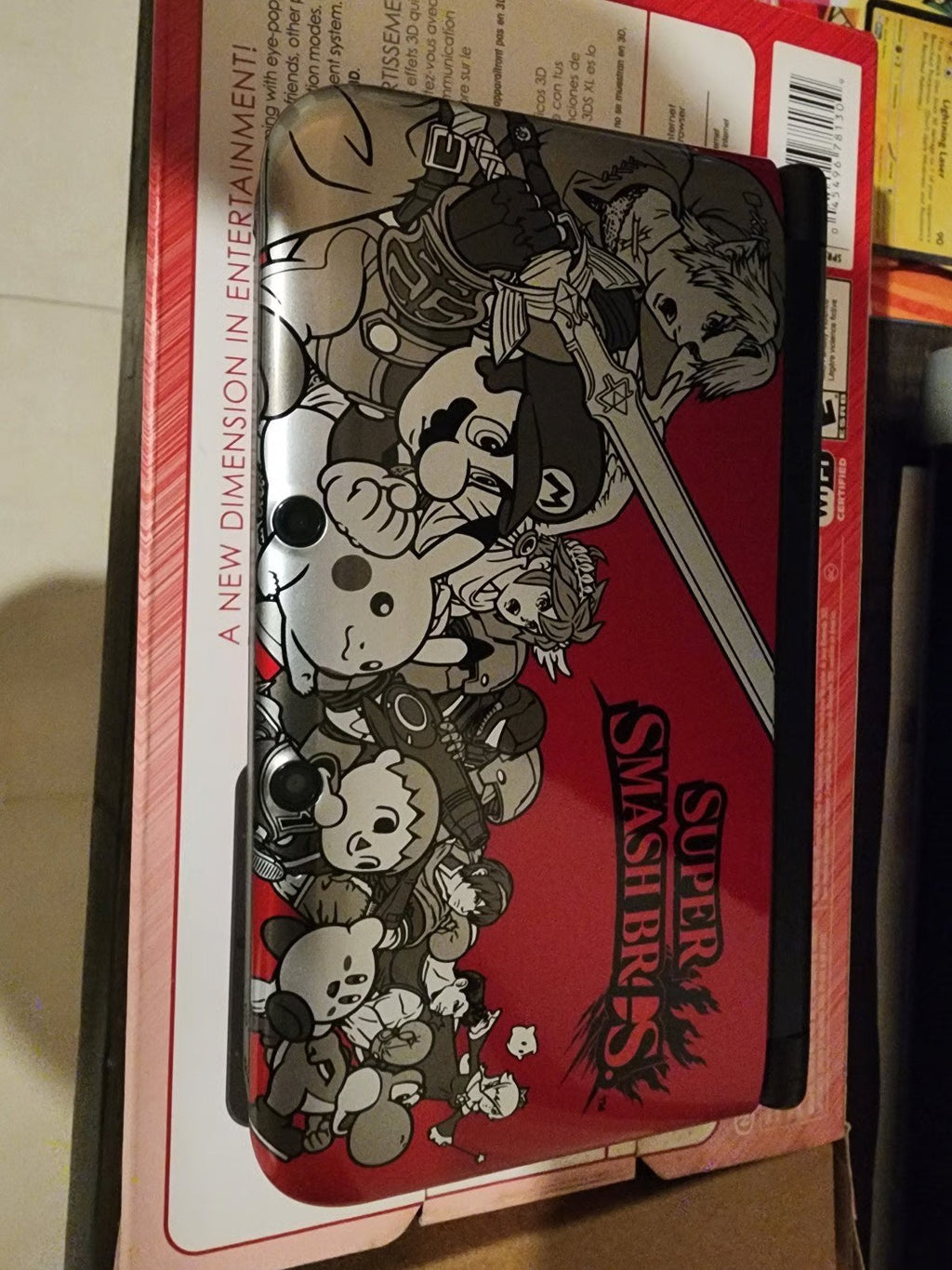 Nintendo 3DS XL Super Mario Bros. 2 in Red