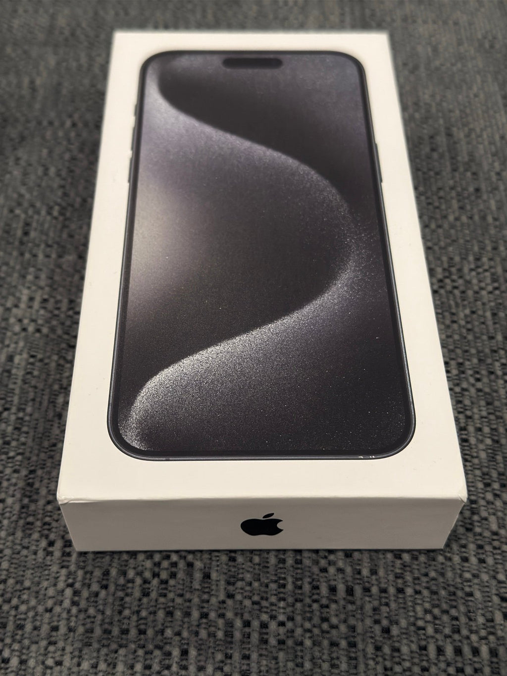 iPhone 15 Pro Max 512GB Black Titanium 7A52