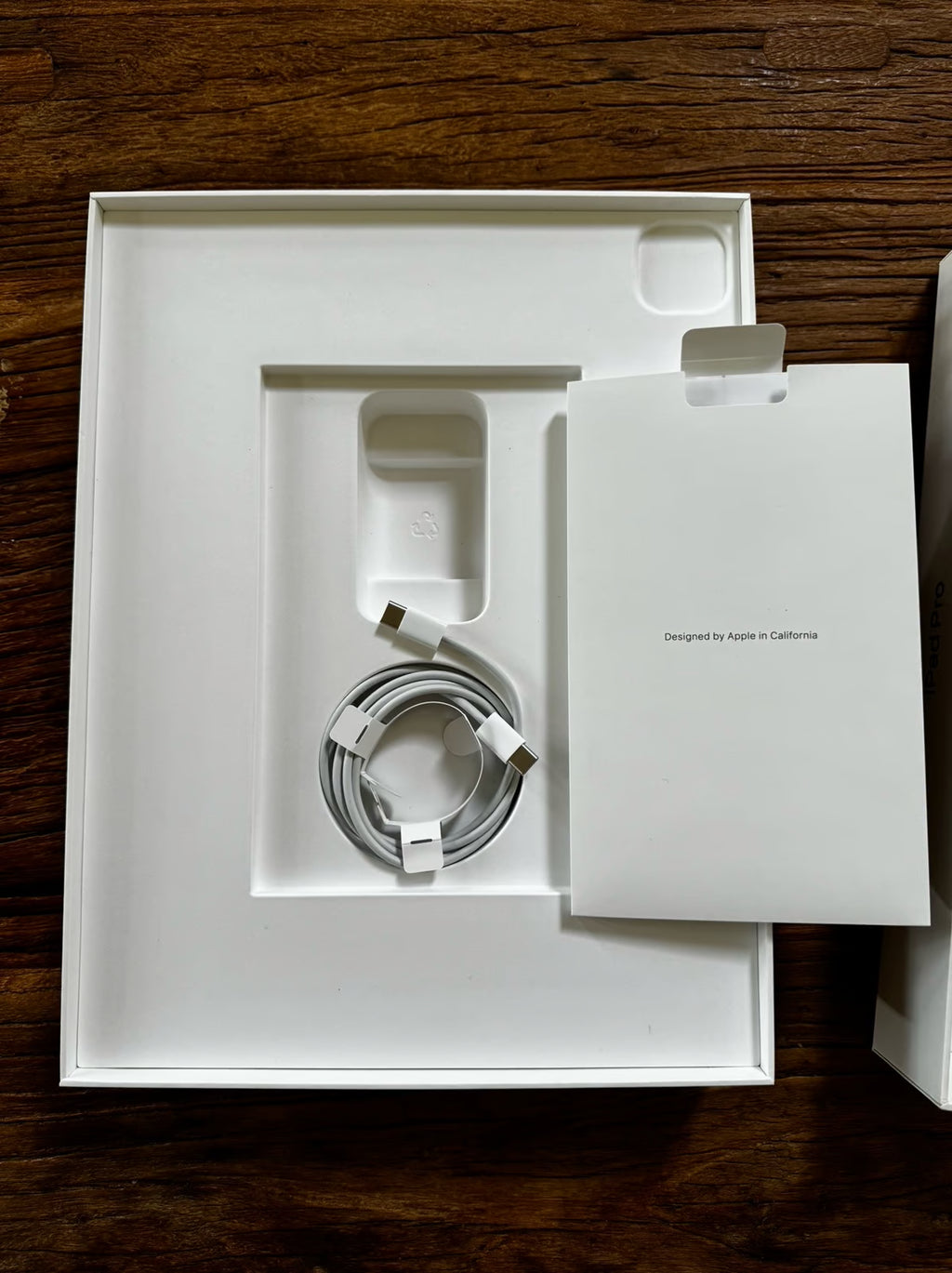 IPad Pro 12.9 inch (5th Generation) WiFi + Cellular 256gb space gray A2379 8E27