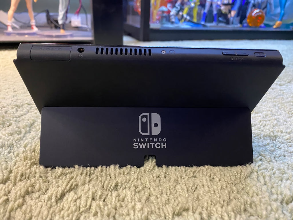 NINTENDO SWITCH OLED CONSOLE WHITE MODEL!!! 5O67