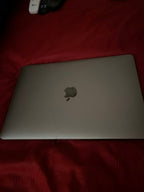 Apple Macbook Pro 13in.  M1 3.2 GHz  256GB SSD 3M53