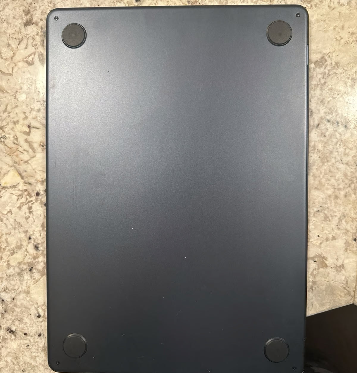 Apple Macbook Air 13in.  M2 9Q89