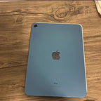 ipad 10th generation 256gb / plus a Magic Keyboard 1D78