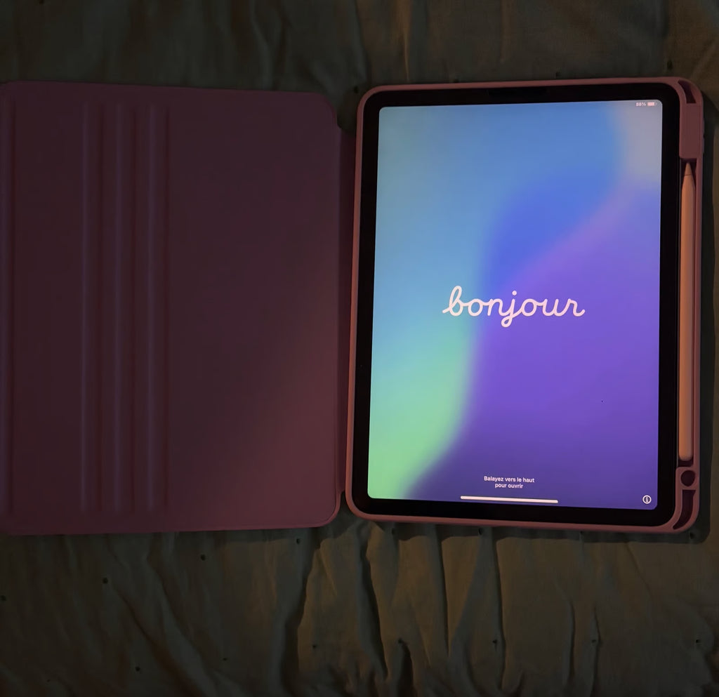 ipad air 4th generation with case and pencil 1E89