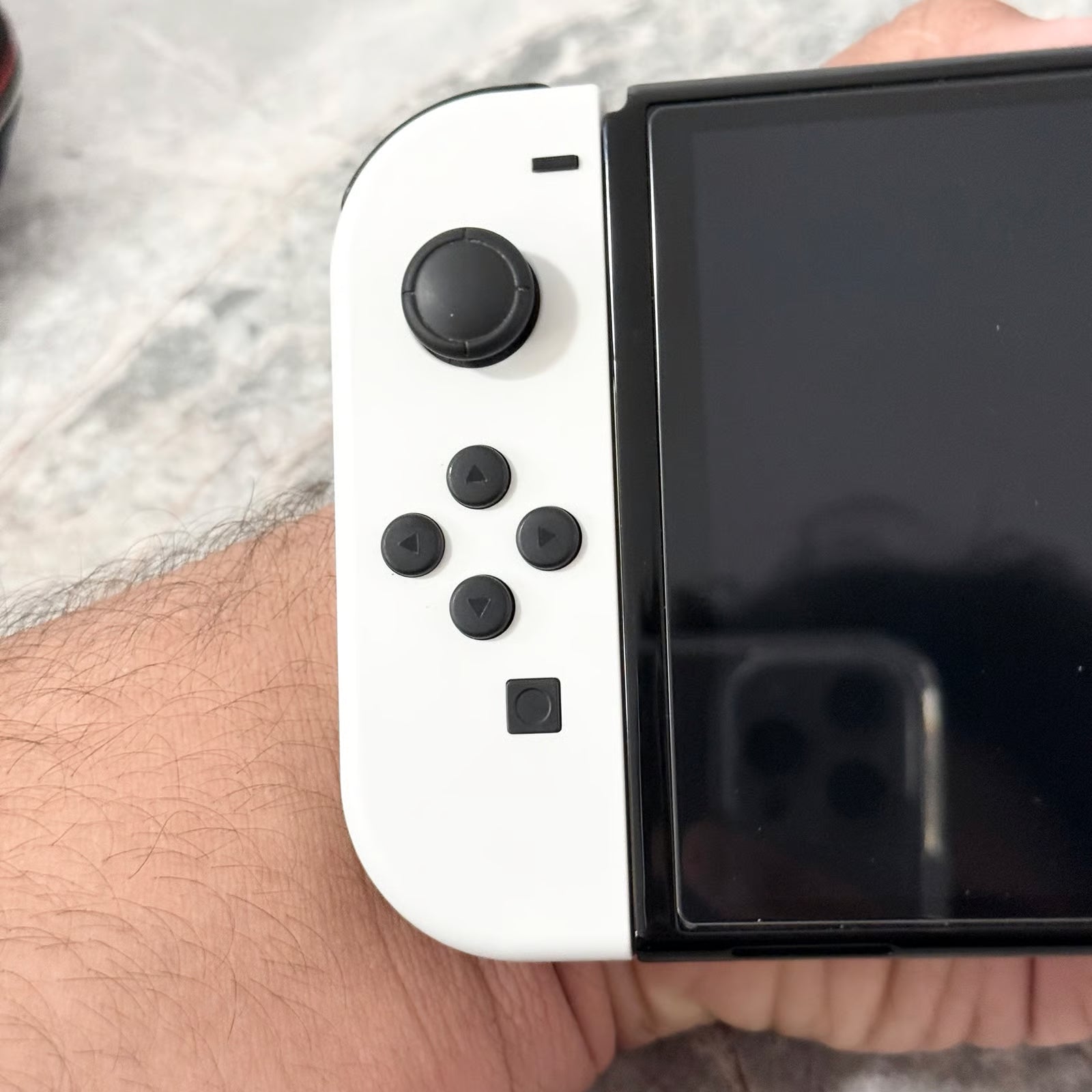 Nintendo Switch OLED White Bundle 6R11