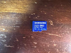 Steam Deck LCD 64GB Model + Samsung 512 GB microSD 3X17