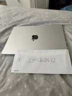 14鈥?MacBook Pro (Late 2023) w/ 512GB 18GB RAM 1S17