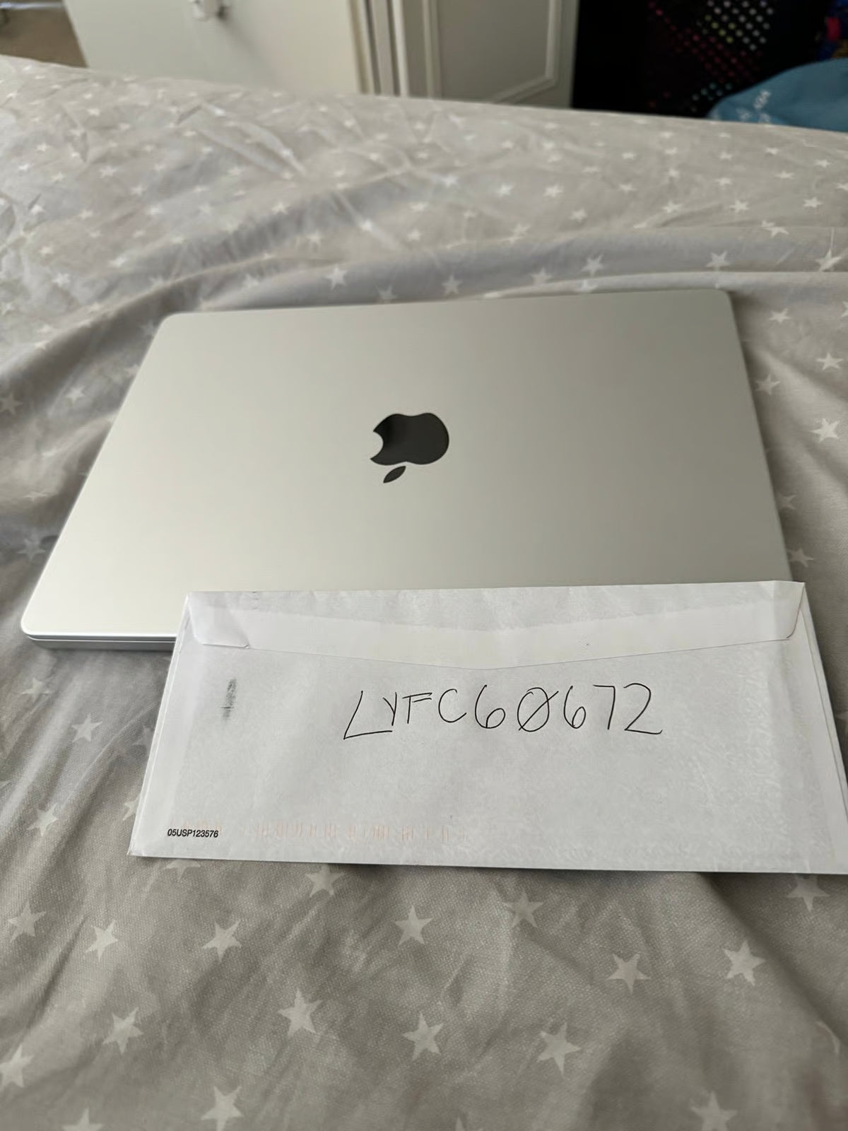 14鈥?MacBook Pro (Late 2023) w/ 512GB 18GB RAM 1S17