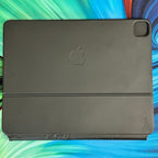 Apple iPad Pro 12.9�?4th Gen 256gb WiFi + Cellular Unlocked w/ Magic Keyboard 1H36