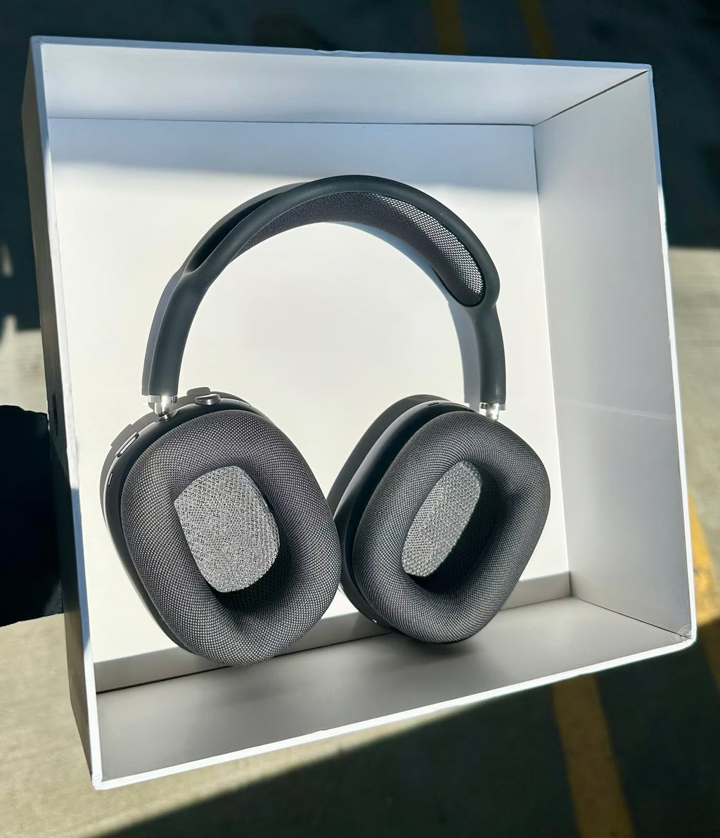 Apple AirPods Max with Smart Case in Space Gray 5K72