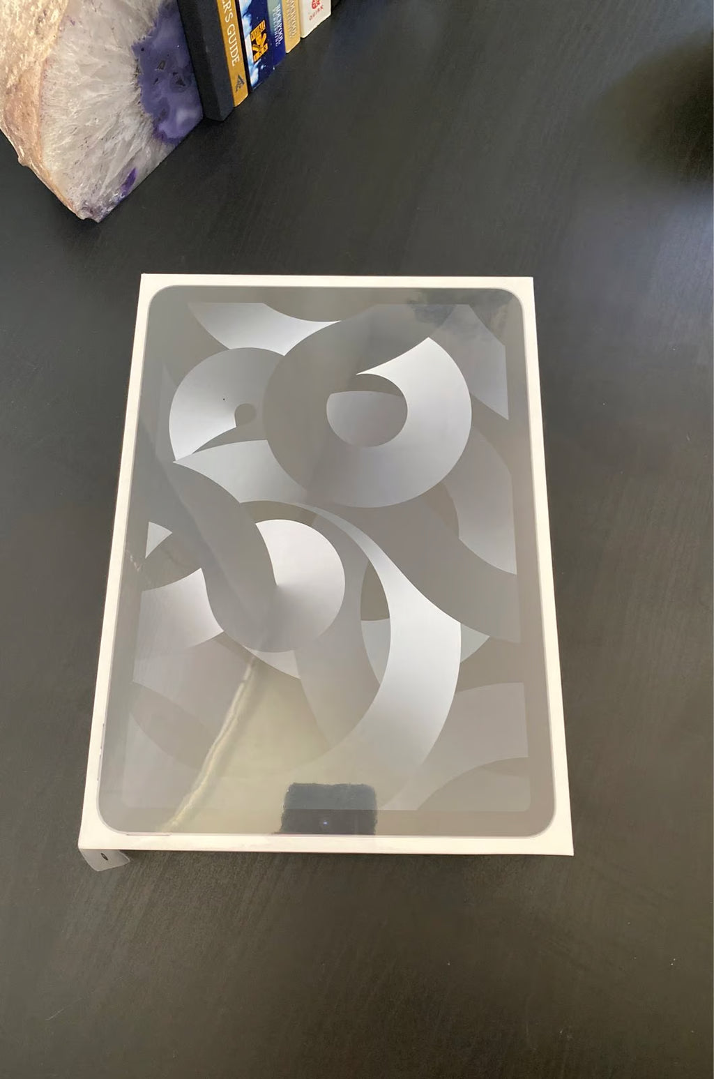 Apple iPad Air 5th Gen & Ipad Magic Keyboard 8Y62