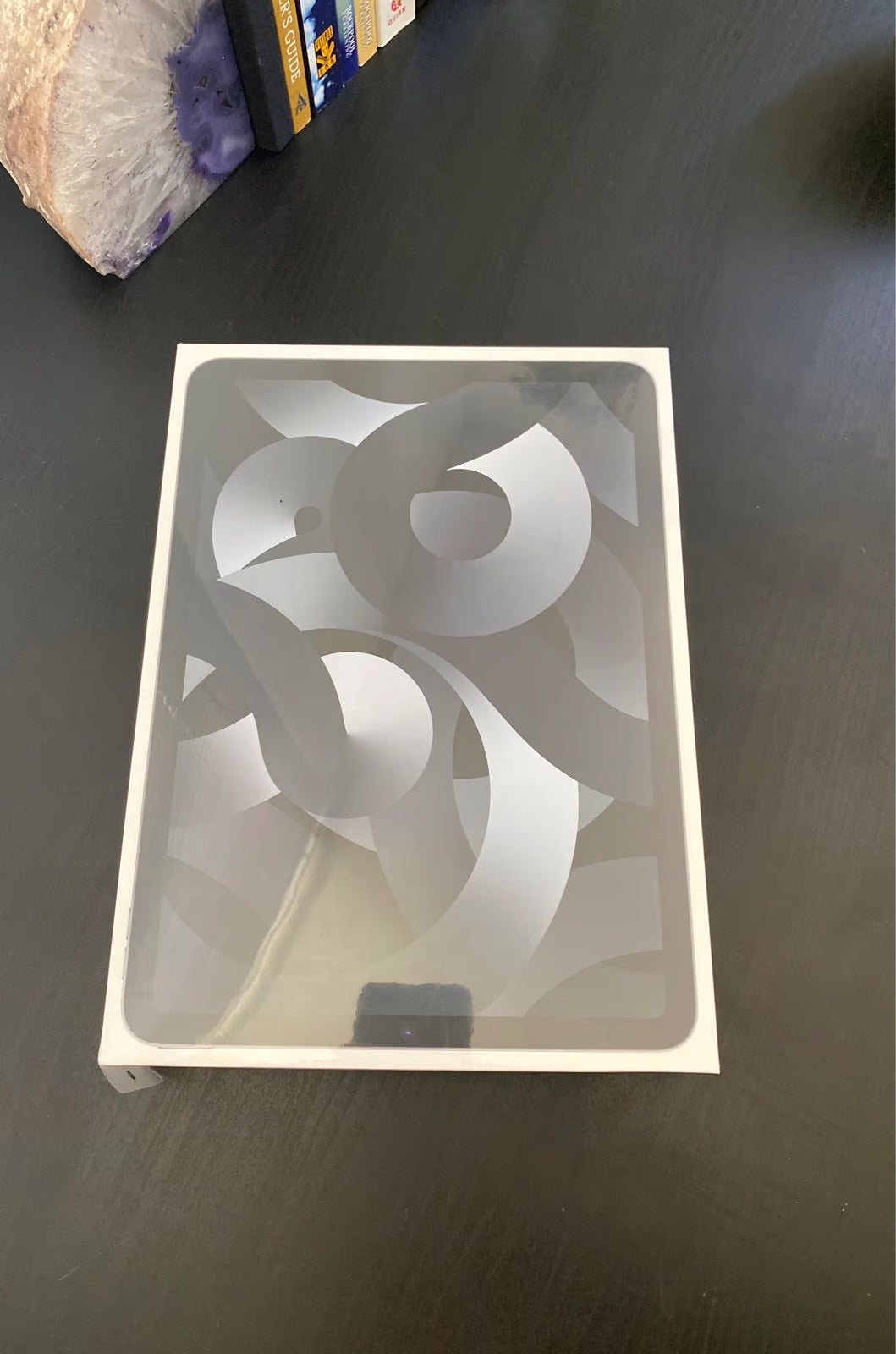 Apple iPad Air 5th Gen & Ipad Magic Keyboard 8Y62