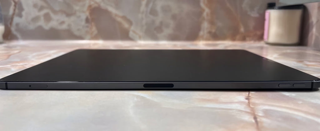 Apple iPad Pro - 12.9 inch - 3rd Generation - 64 GB - WIFI AND Cellular 5Z39