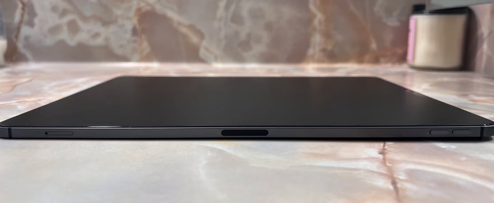 Apple iPad Pro - 12.9 inch - 3rd Generation - 64 GB - WIFI AND Cellular 5Z39