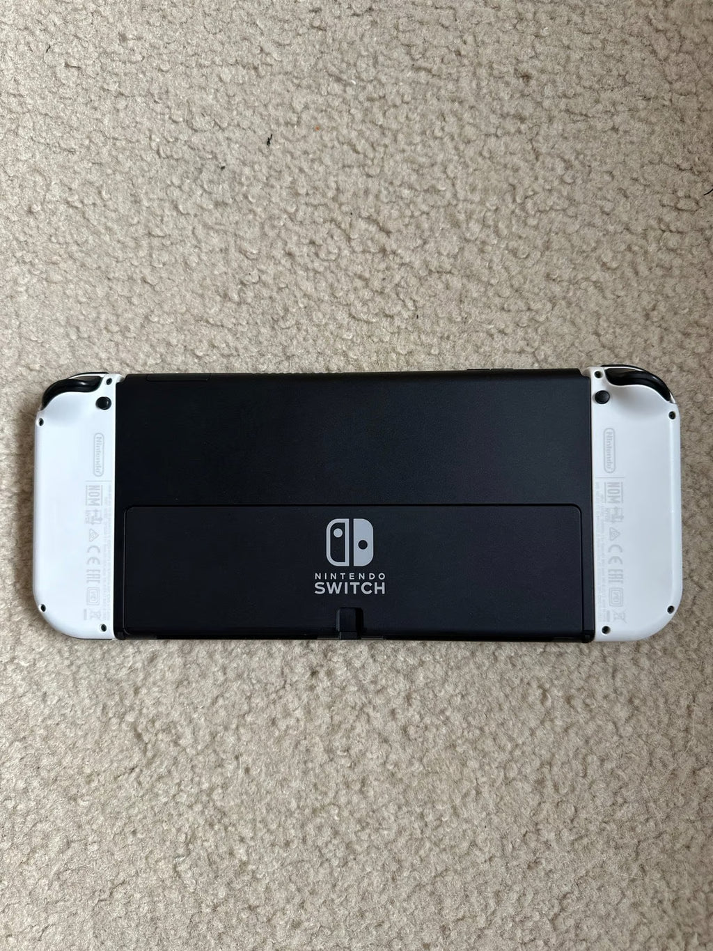 Nintendo Switch Oled Model White Bundle with Case and Games 9W51