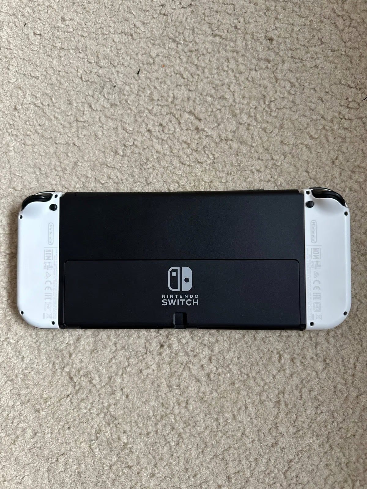 Nintendo Switch Oled Model White Bundle with Case and Games 9W51