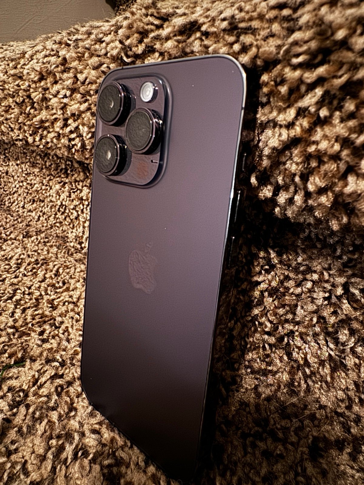 Apple iPhone 14 Pro 128 GB in Deep Purple for Unlocked 6V72