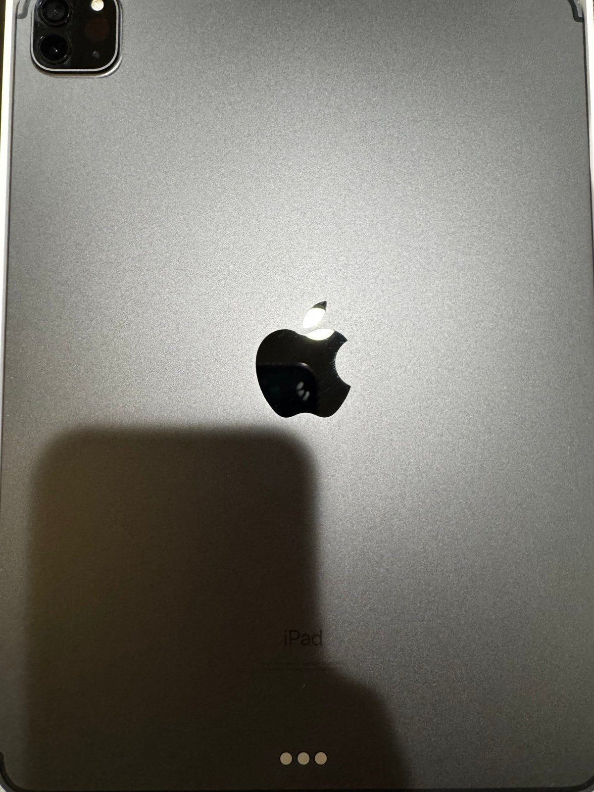 2021 Apple 11-inch iPad Pro M1 (Wi-Fi + Cellular 128GB) - Space Gray 2K69